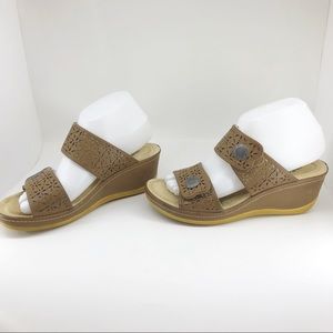 Cliffs by white mountain sandals